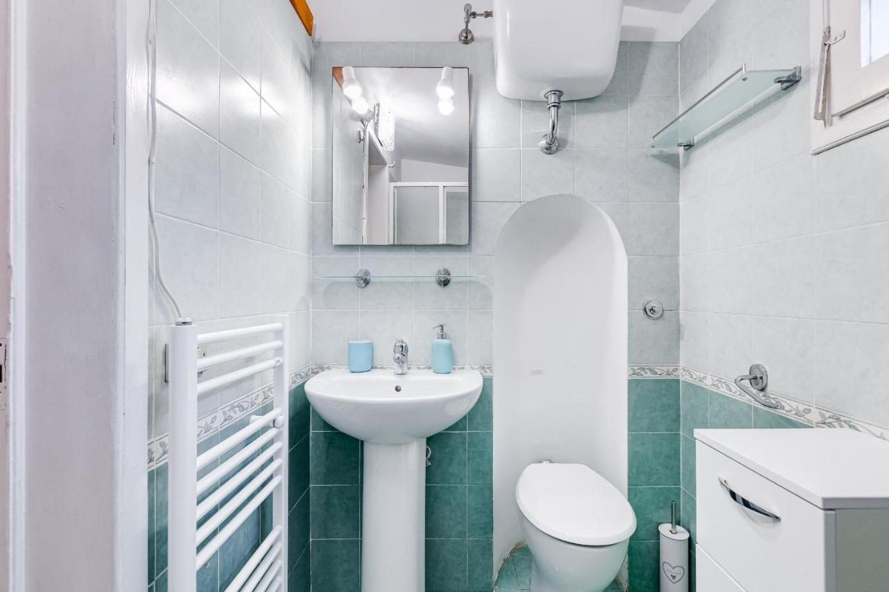 Spanish Steps Spacious Apartment Рим Экстерьер фото