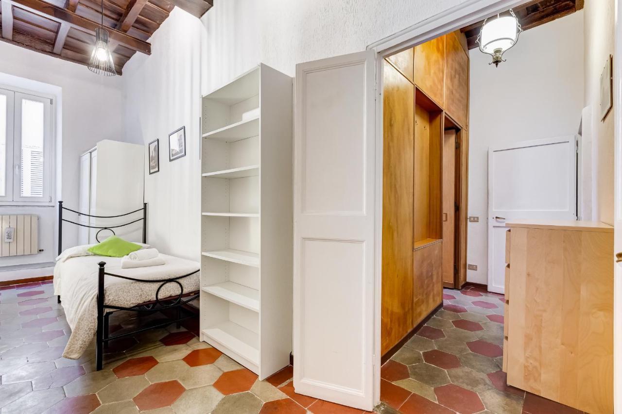 Spanish Steps Spacious Apartment Рим Экстерьер фото
