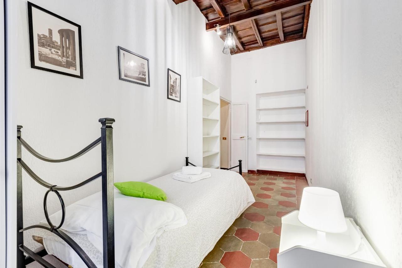 Spanish Steps Spacious Apartment Рим Экстерьер фото